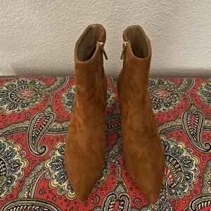 NWOB Sam Edelman Ulissa Brown Suede Booties Size 9/40